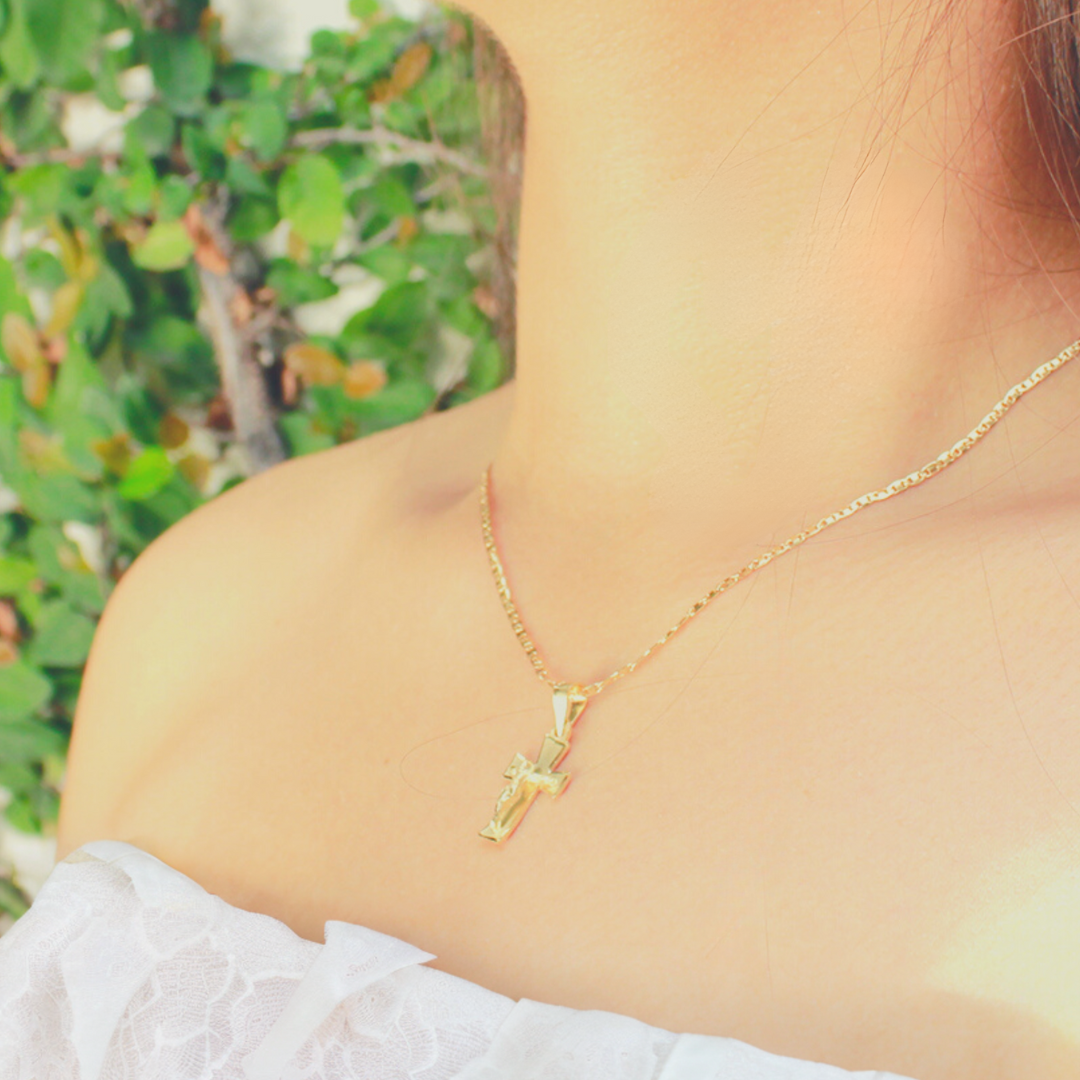 Cruz Cristo con cadena - Oro 14K Laminado - Modelo C-11