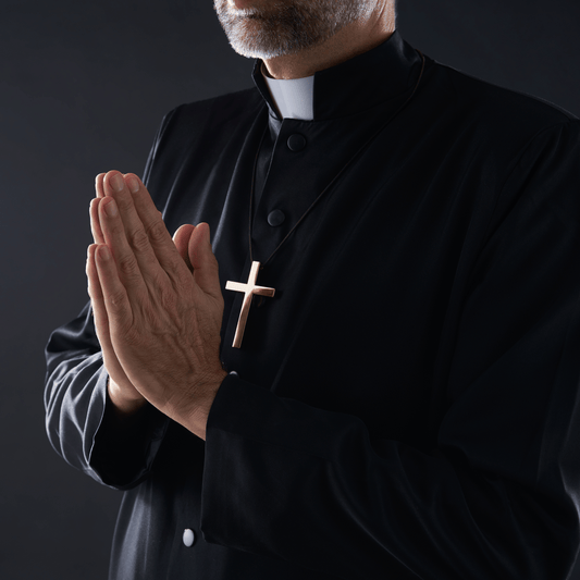 ¿Cómo se forma un Sacerdote?