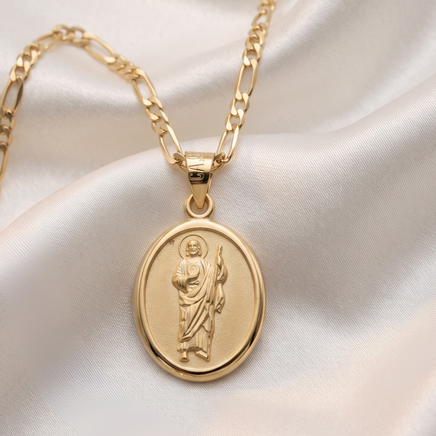 Medalla Oval San Judas Tadeo con cadena - Oro 14k Laminado