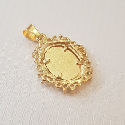 Medalla Flor Virgen de Guadalupe con cadena - Oro 14K Laminado con zirconias