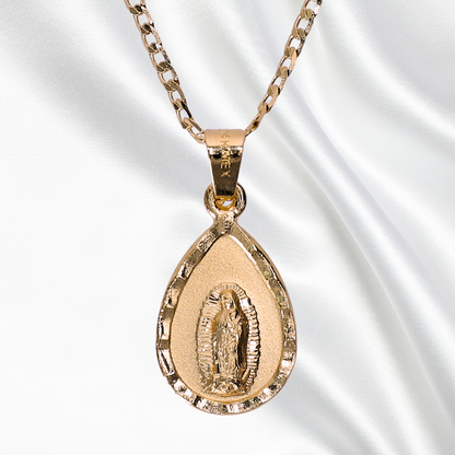 Medalla Gota Virgen de Guadalupe con cadena - Oro 14k laminado - Diamantada