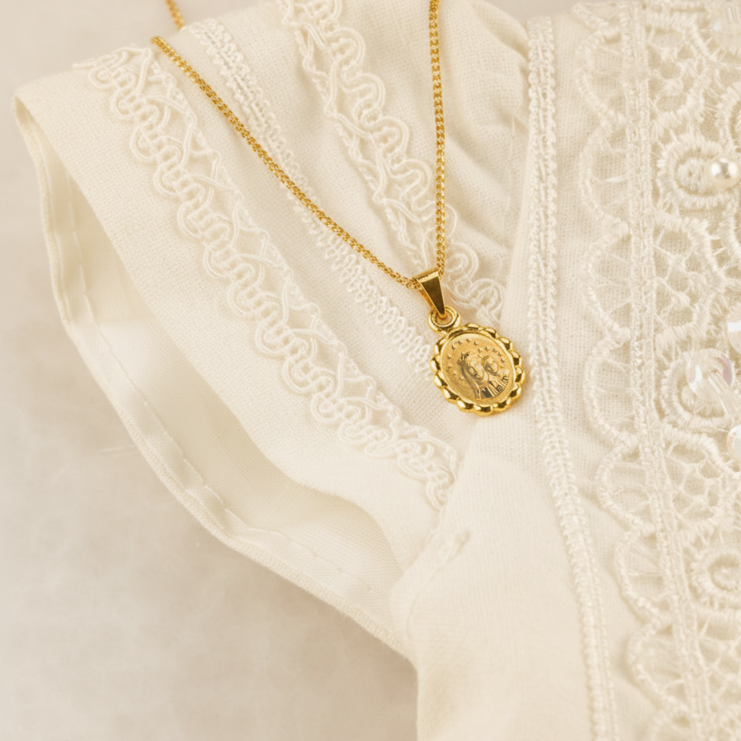 Medalla bautizo Virgen del carmen Oval con cadena - Oro 14K laminado
