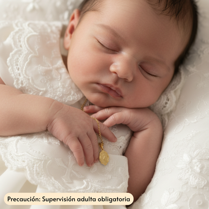 Medalla Bautizo Virgen San Juan de los Lagos con cadena - Oro 14K laminado