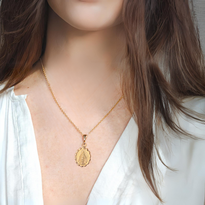 Medalla Virgen Milagrosa floral con cadena - Oro 14k laminado