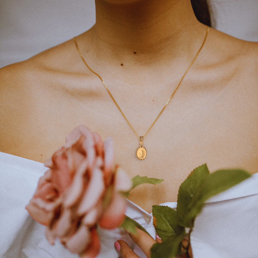 Medalla Virgen del Carmen con cadena - Oro 14K laminado