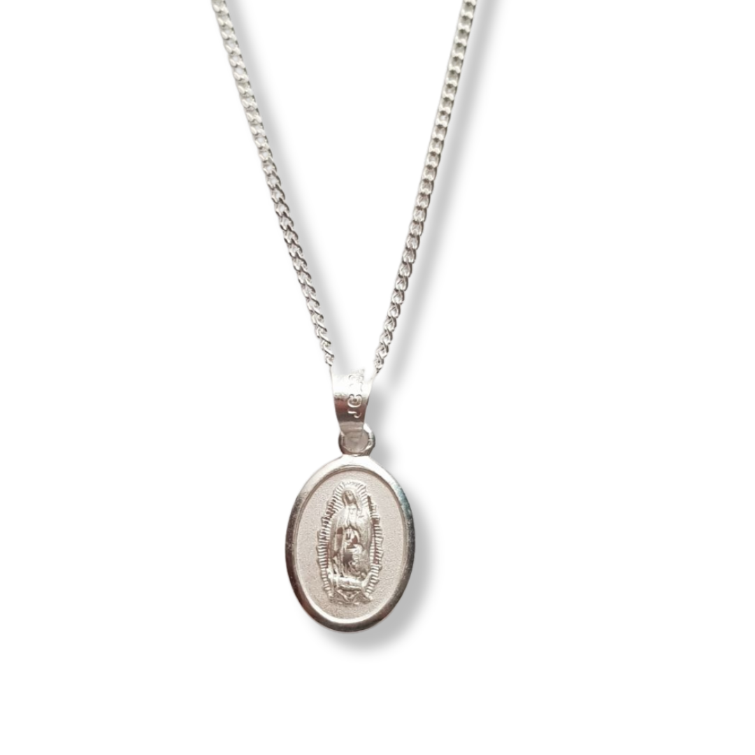 Medalla mini Virgen de Guadalupe con cadena - Plata esterlina 925 con baño de Oro Blanco