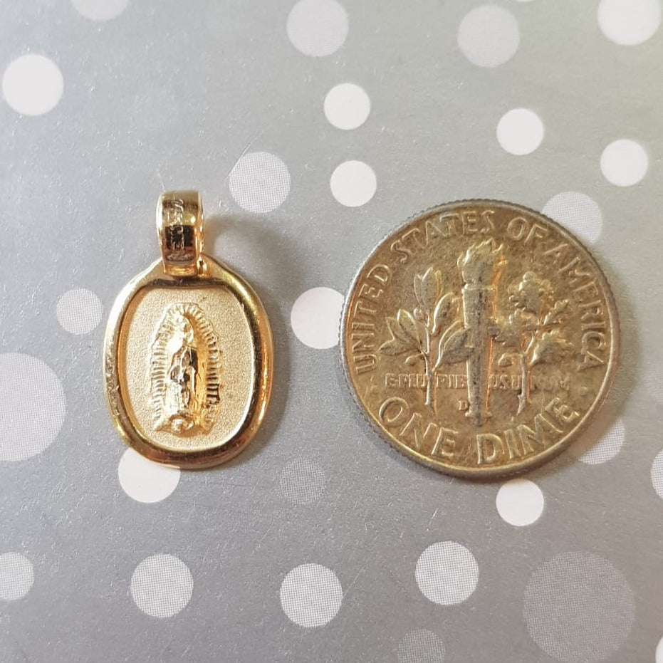 Medalla Oval Virgen de Guadalupe con cadena - Oro 14K laminado