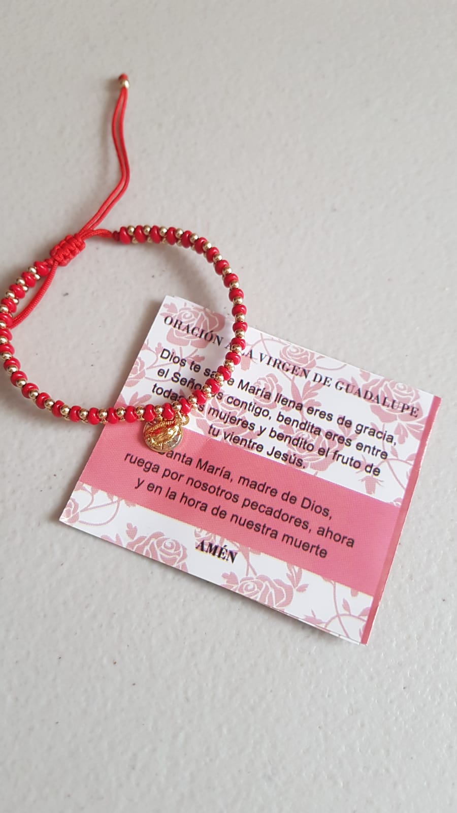 Pulsera roja de cuentas Virgen de Guadalupe - Baño de oro Tricolor