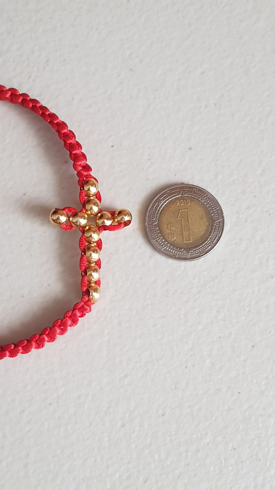 Pulsera tejida roja ajustable Cruz horizontal - Oro 14k laminado