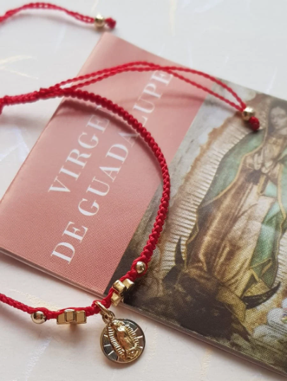 Pulsera roja tejida Virgen de Guadalupe - Baño de oro Tricolor