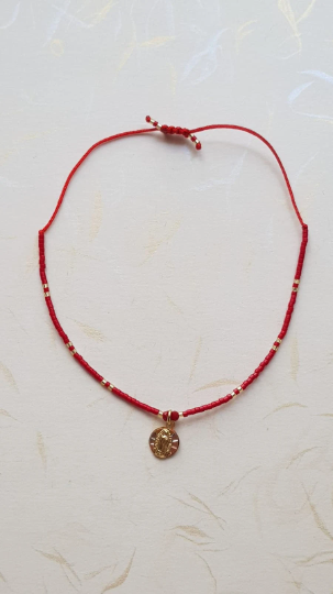 Pulsera roja de cuentas Virgen de Guadalupe - Baño de oro Tricolor