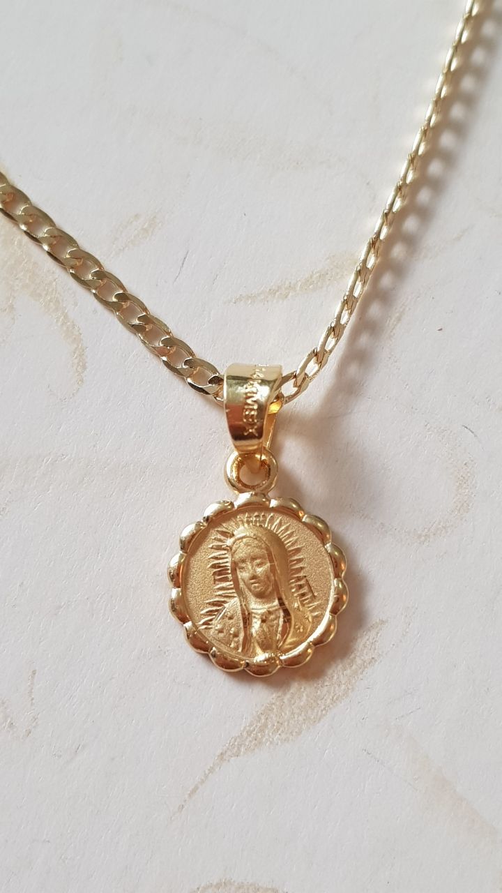 Medalla Rostro Virgen de Guadalupe con cadena - Oro 14k Laminado - Turín