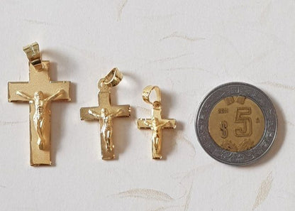 Cruz Cristo con cadena - Oro 14K Laminado - Modelo C-7