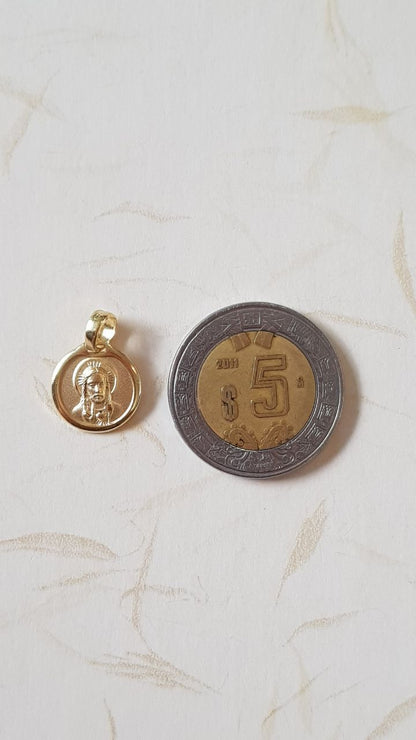 Medalla Sagrado Corazón de Jesús con cadena - Oro 14k Laminado - BL7