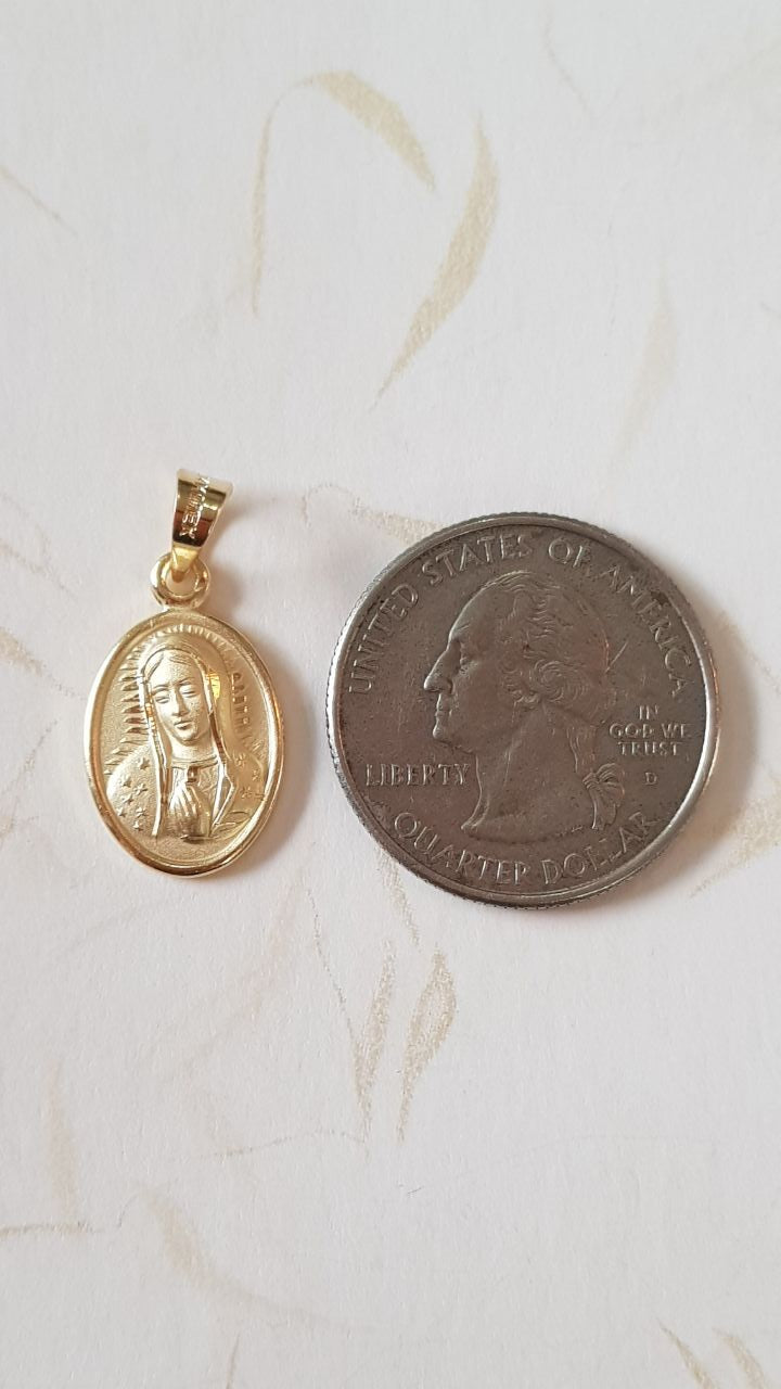 Medalla Rostro Virgen de Guadalupe con cadena - Oro 14k Laminado - Oval