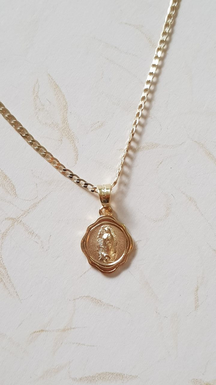 Medalla Virgen de Guadalupe con cadena - Oro 14k laminado - Florencia