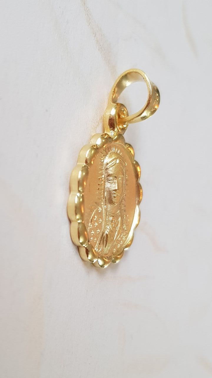 Medalla Rostro Virgen de Guadalupe con cadena - Oro 14k Laminado - Turín