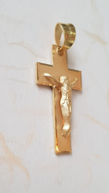 Cruz Cristo con cadena - Oro 14K Laminado - Modelo C-7