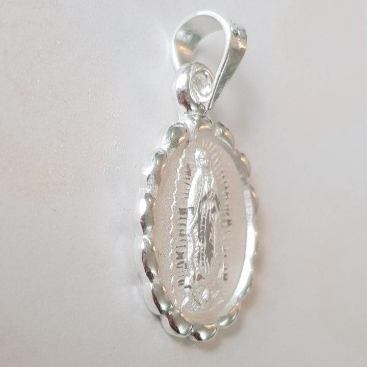 Medalla Virgen de Guadalupe con cadena - Plata esterlina 925 - Modelo Verona